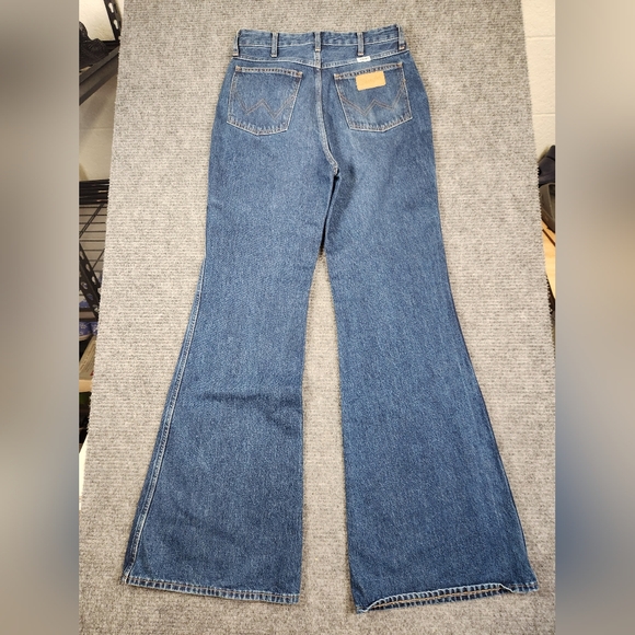 Wrangler Wanderer Flare Jeans Womens Sz 29x34 Blue High Rise Indigood Western - Picture 9 of 16